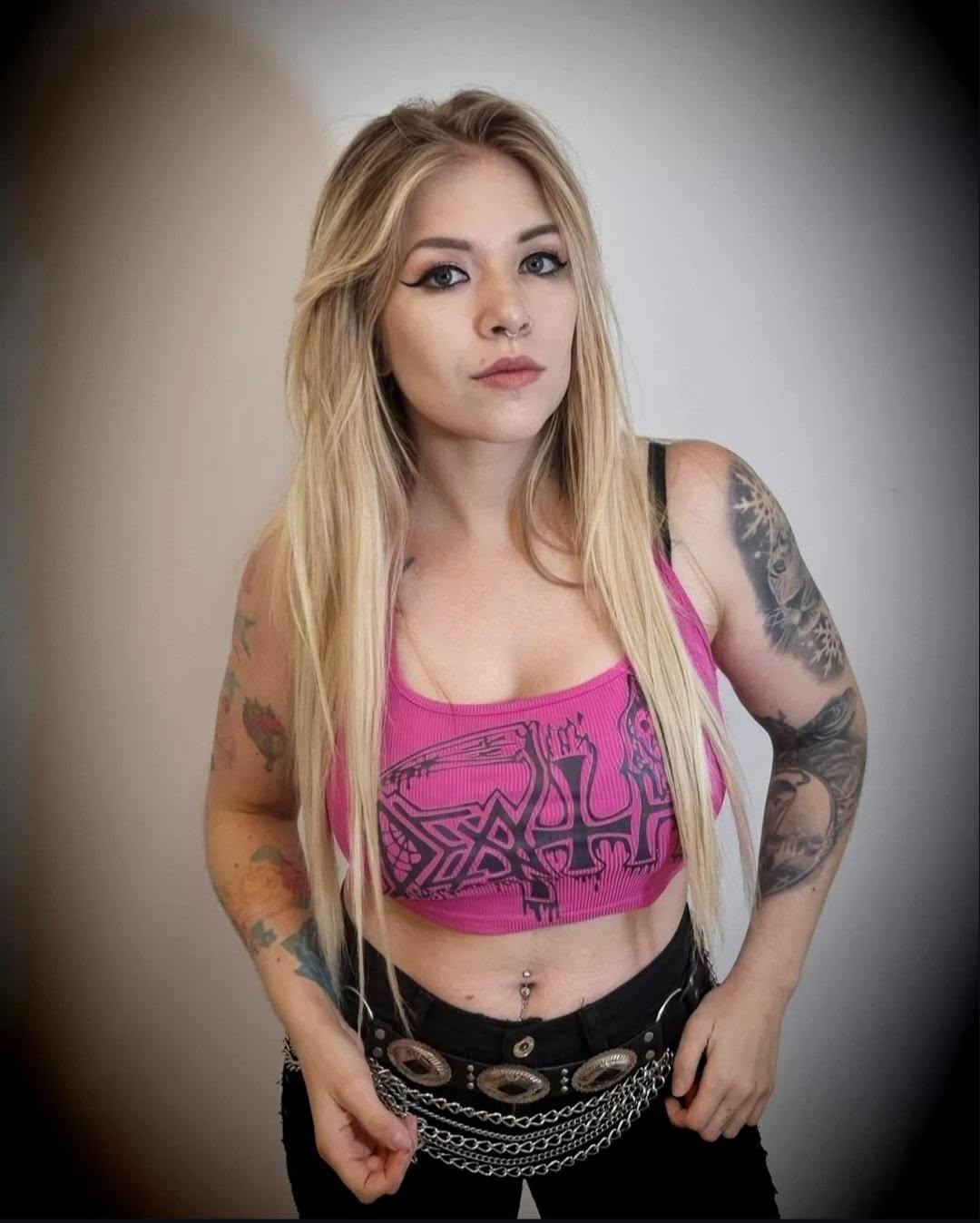 Metal Maiden: Angélique