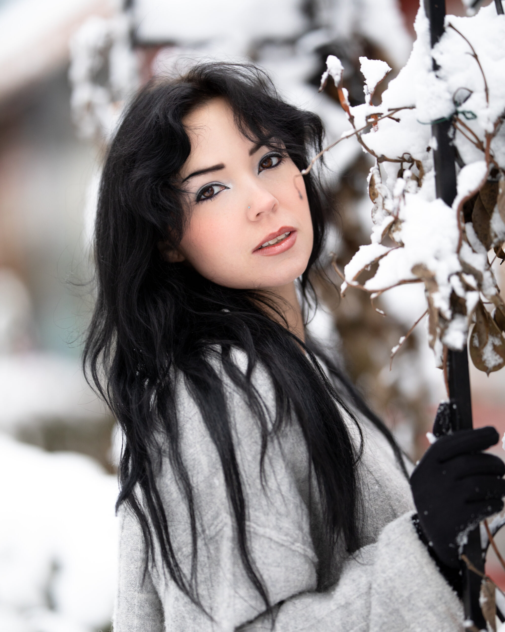 Isobella photographed for The Metal Pit